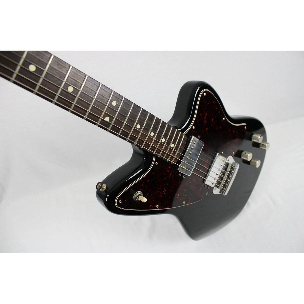 2002 Fender Deluxe Series Toronado - Black **Used – Good** - Leitz Music - MX2060525