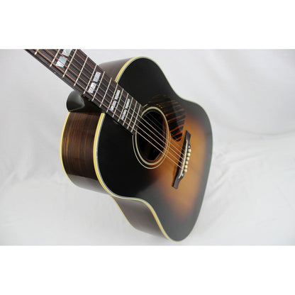 2024 Gibson Acoustic Custom Shop 1942 Banner Southern Jumbo - Vintage Sunburst VOS  **Used – Mint**