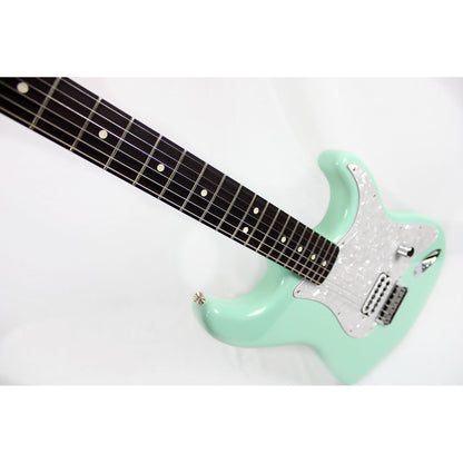 Fender  Limited Edition Tom Delonge Stratocaster - Surf Green