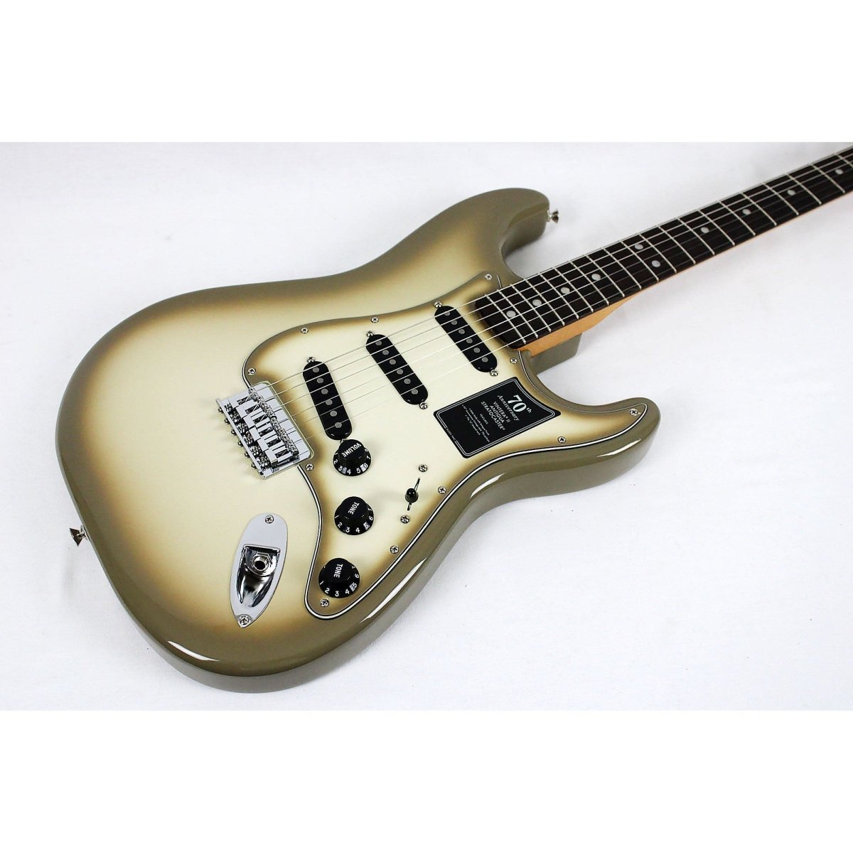 Fender 70th - Anniversary Vintera II Antigua Stratocaster - Antigua - Leitz Music - 717669564544 - 0147030888