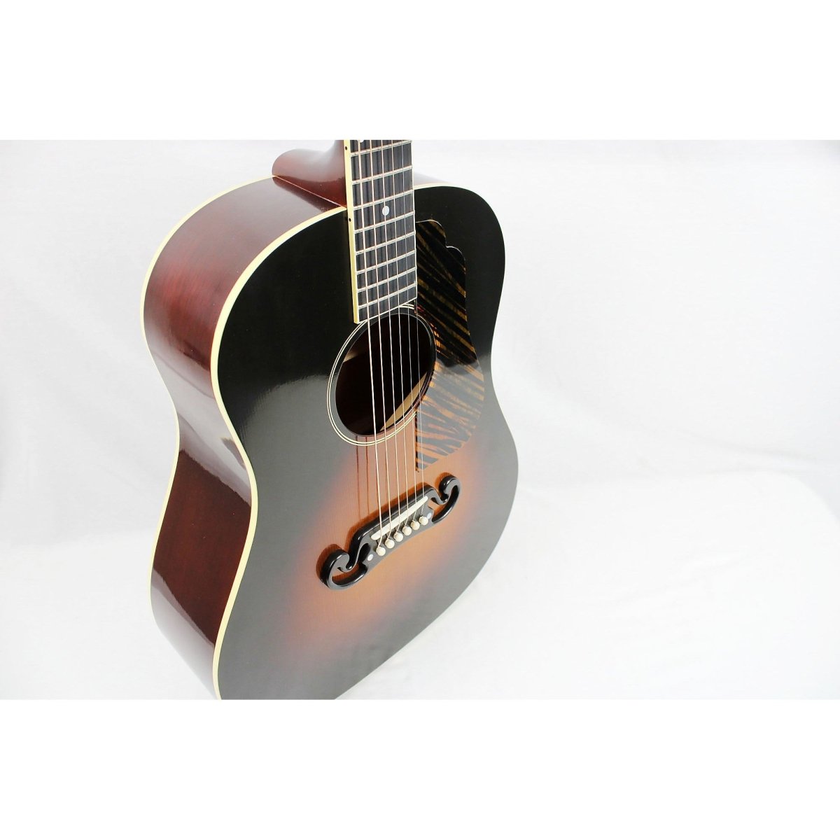 Gibson Acoustic Custom Shop 1939 J - 55 - Vintage Sunburst VOS - Leitz Music - 711106037363 - 22673002