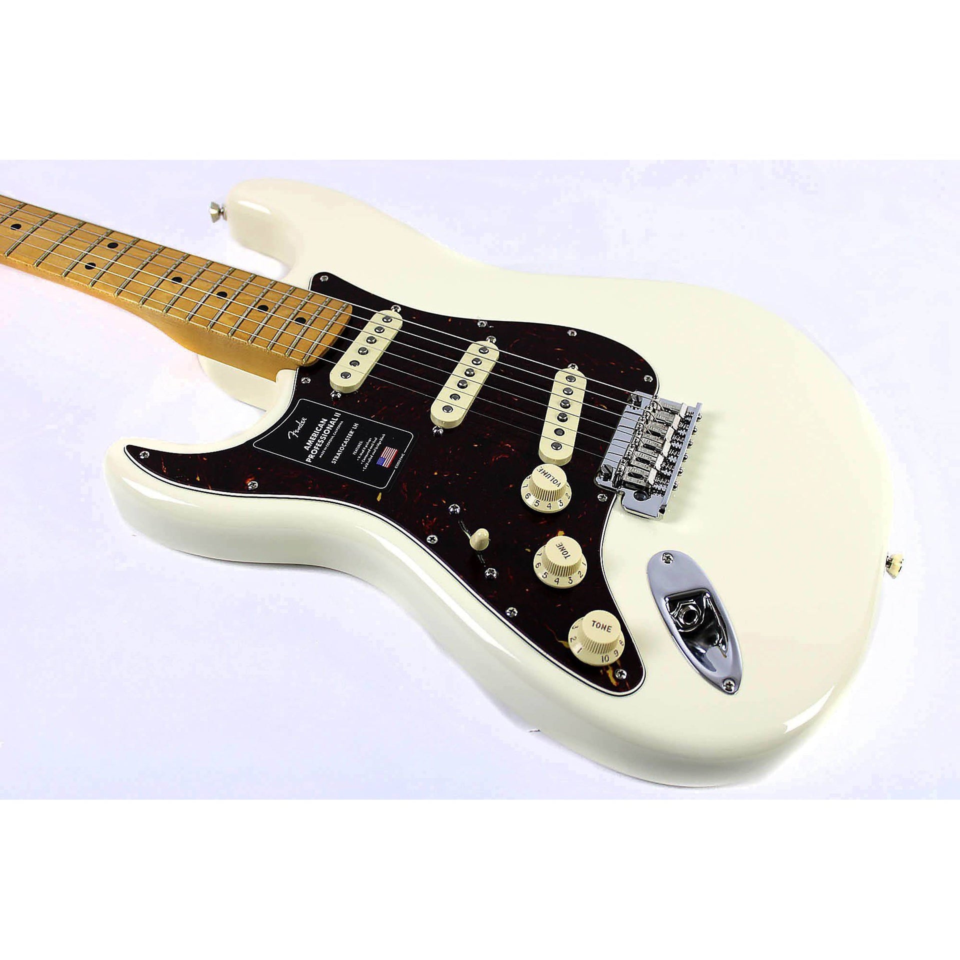 Fender American Professional II Stratocaster Electric Guitar Olympic White  w/ Case & Maple Fretboard