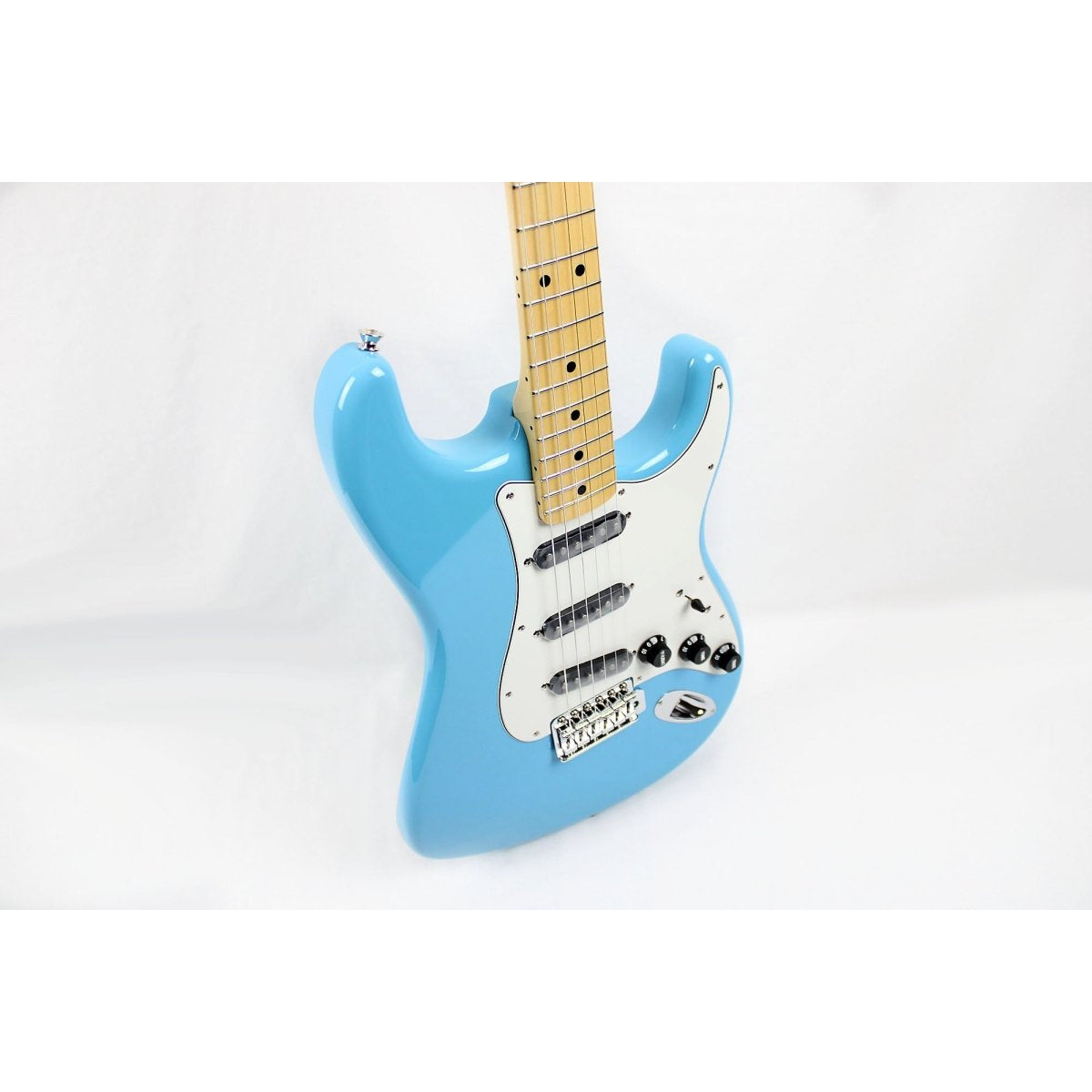 Fender Made in Japan Limited International Color Stratocaster - Maui Blue - Leitz Music-717669556884-5641102383