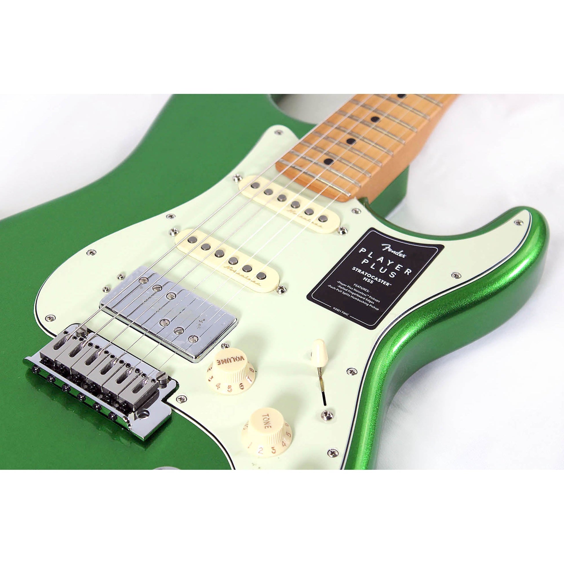Fender Player Plus Stratocaster HSS - Cosmic Jade with Maple Neck - Leitz Music-885978742219-0147322376