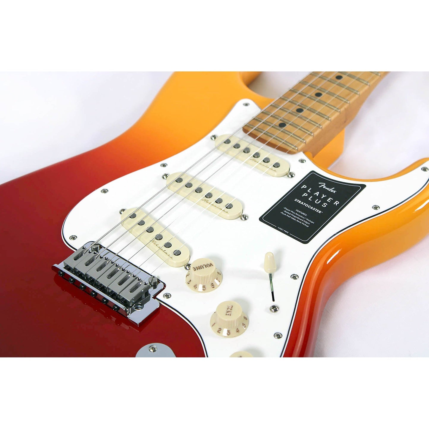 Fender Player Plus Stratocaster - Tequila Sunrise with Maple Neck - Leitz Music-885978742325-0147312387