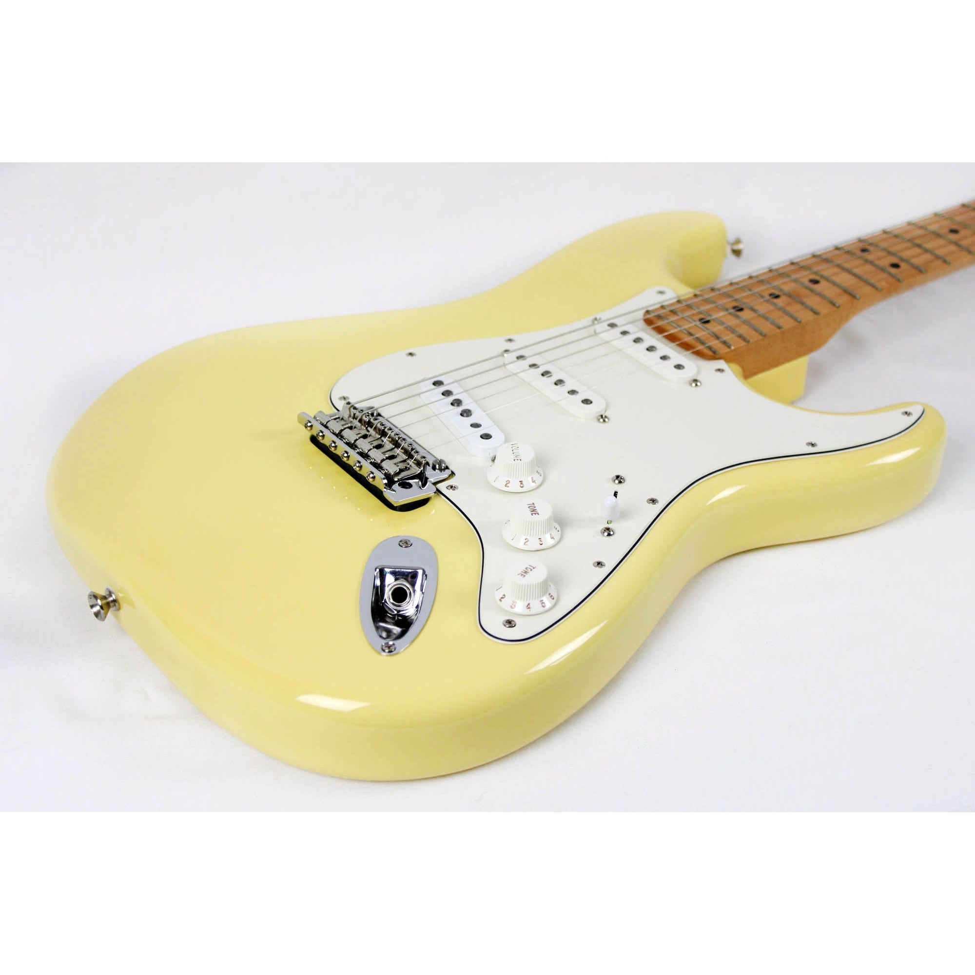 Fender Player Series Stratocaster - Buttercream - Leitz Music