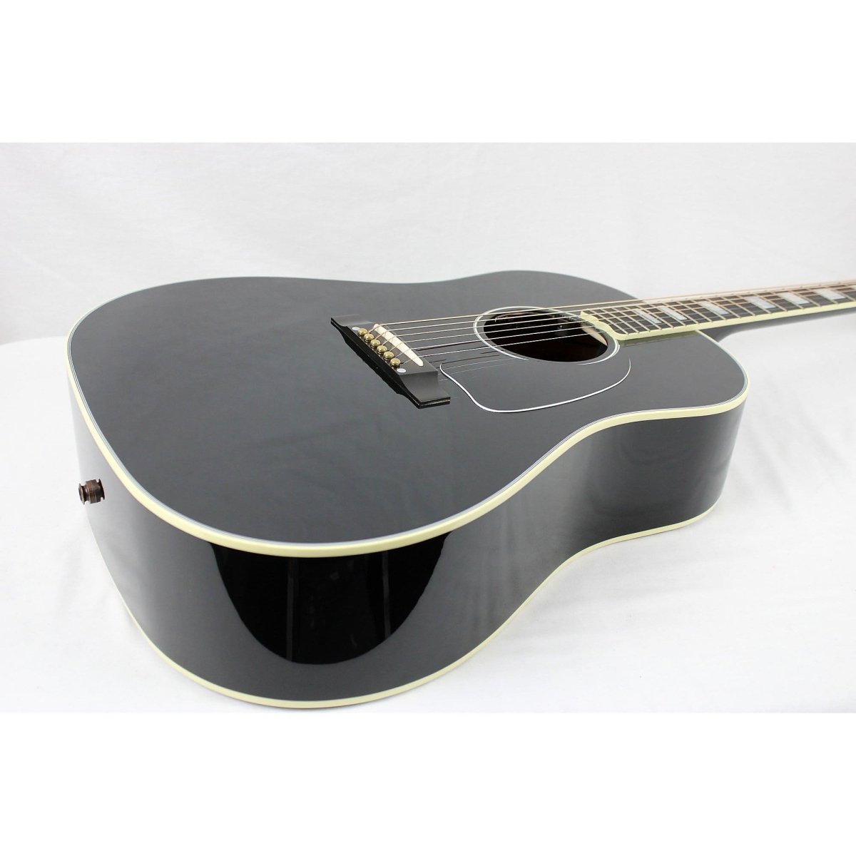 Gibson Custom Shop Acoustic J-45 Custom - Ebony - Leitz Music