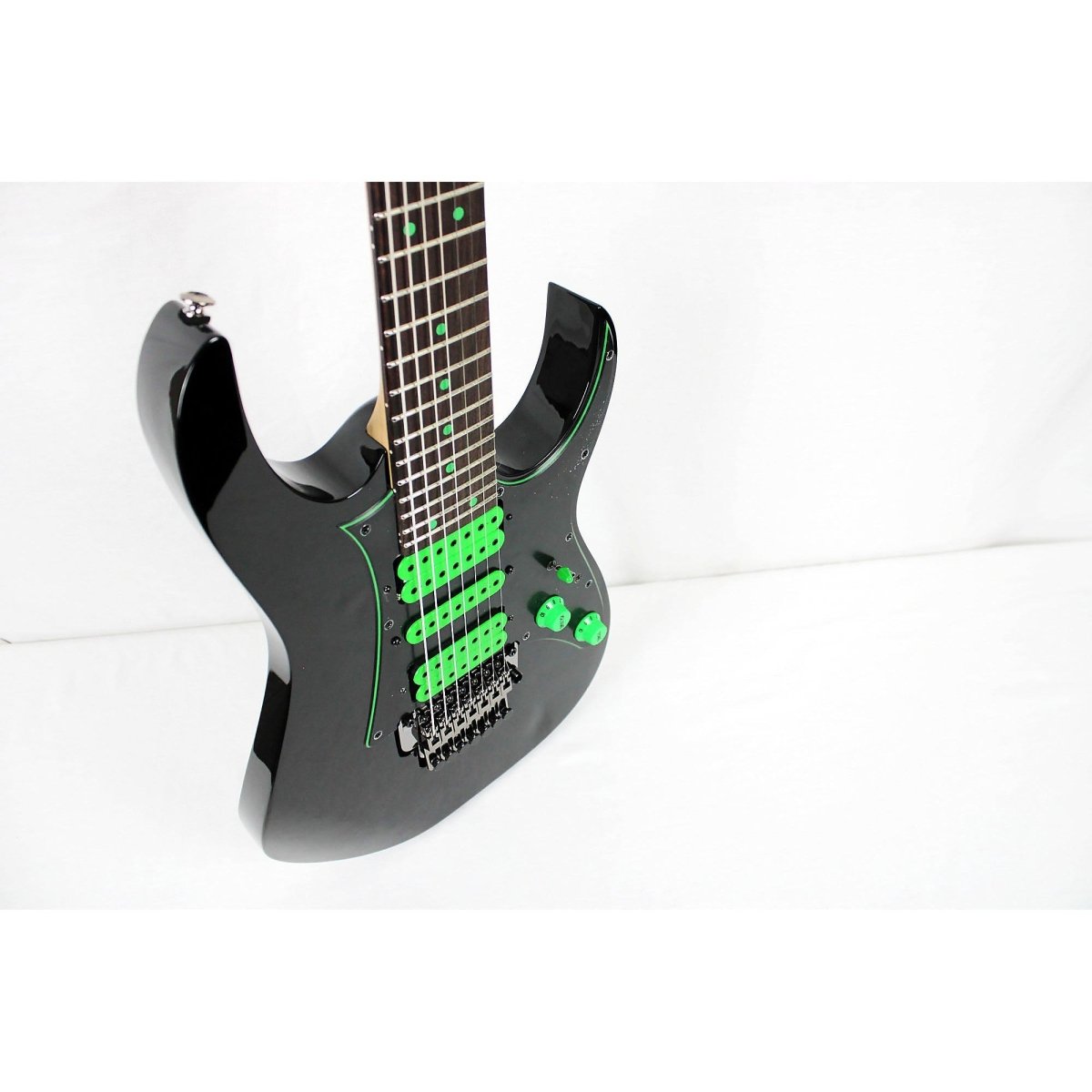 Ibanez Steve Vai Signature Premium UV70P 7-string Guitar - Black