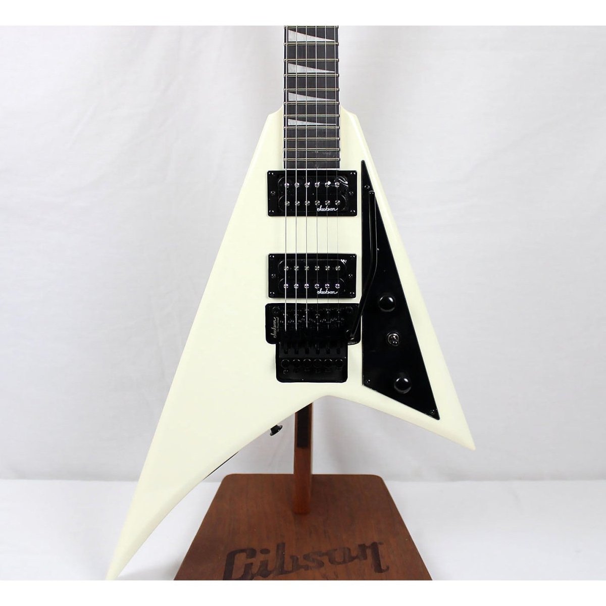 Jackson Rhoads JS32 - Ivory